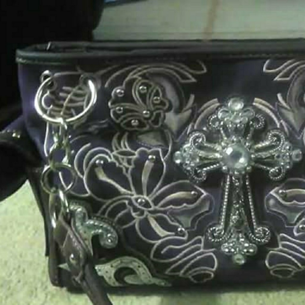 NWOT purple handbag